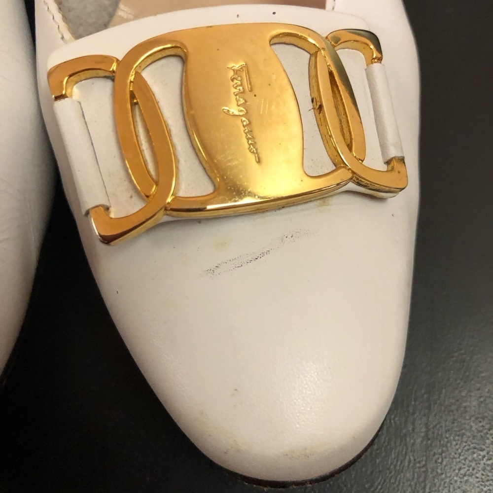 VINTAGE SALVATORE FERRAGAMO White Block Kitten heel Shoe Size 5.5 - Picture 3 of 10